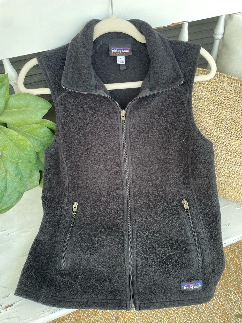 Patagonia Women’s Synchilla Fleece Vest, Black, Full Zip, SIZE M